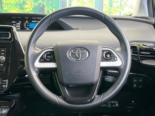 TOYOTA PRIUS 2017 Image 31