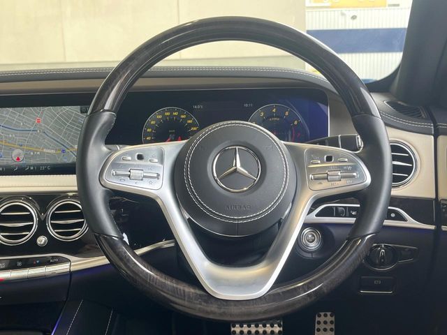 MERCEDES BENZ S CLAS 2018 Image 31