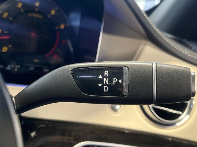 MERCEDES BENZ S CLAS 2018 Image 31