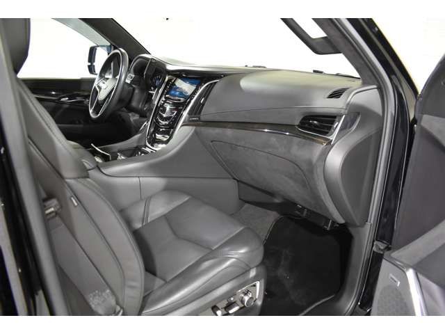 CADILLAC ESCALADE 2020 Image 31