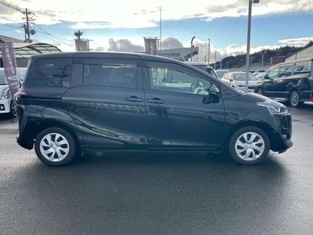 TOYOTA SIENTA 2018 Image 31