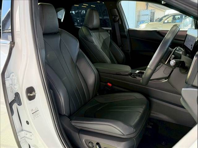 TOYOTA LEXUS NX350H 2023 Image 31