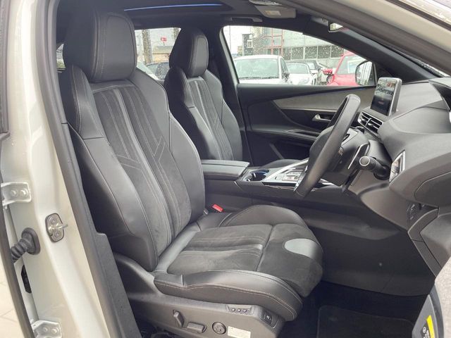 PEUGEOT 3008 2021 Image 31