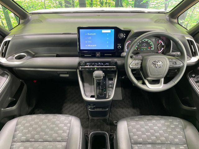 TOYOTA VOXY 2025 Image 31