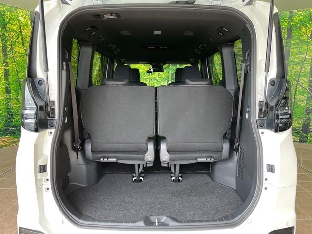 TOYOTA VOXY 2025 Image 31