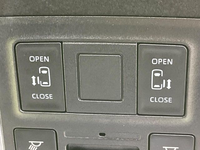 TOYOTA VOXY 2024 Image 31