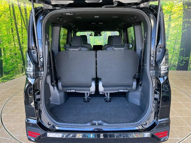 TOYOTA VOXY 2024 Image 31