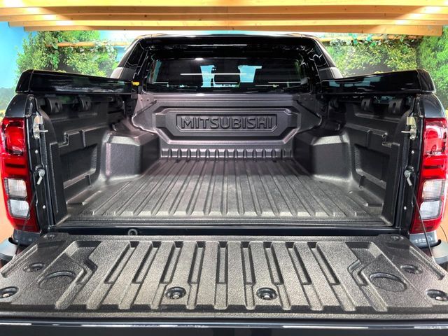 MITSUBISHI TRITON 2024 Image 31