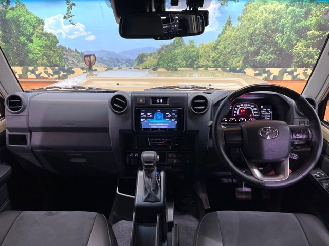 TOYOTA LANDCRUISER 70 2025 Image 31