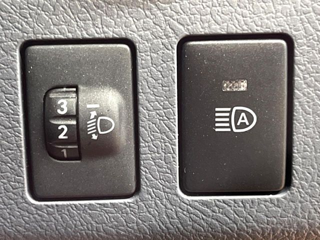 TOYOTA LANDCRUISER 70 2025 Image 31