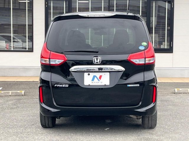 HONDA FREED HYBRID 2017 Image 31
