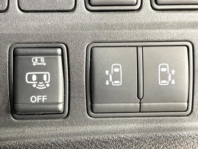 NISSAN SERENA  S-HYBRID 2017 Image 31