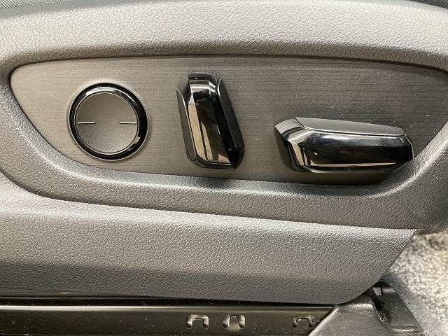 TOYOTA LEXUS RZ450E 2023 Image 31