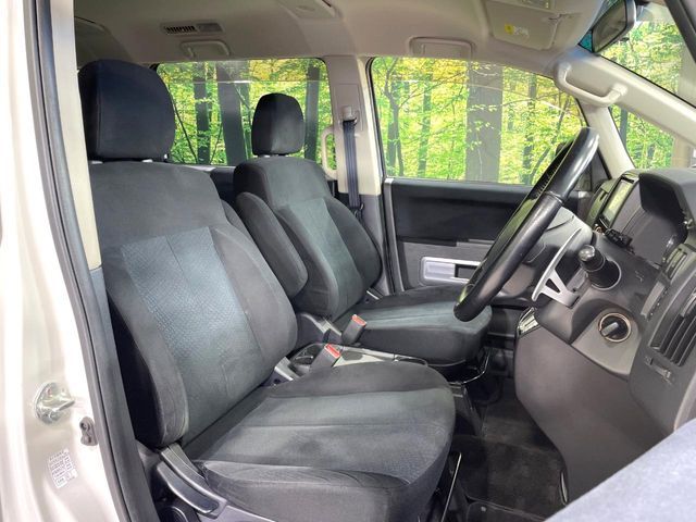 MITSUBISHI DELICA D:5 2WD 2017 Image 31