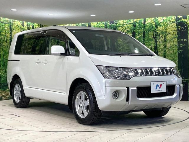 MITSUBISHI DELICA D:5 2WD 2017 Image 31