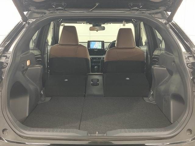 TOYOTA YARIS CROSS HYBRID 2023 Image 31