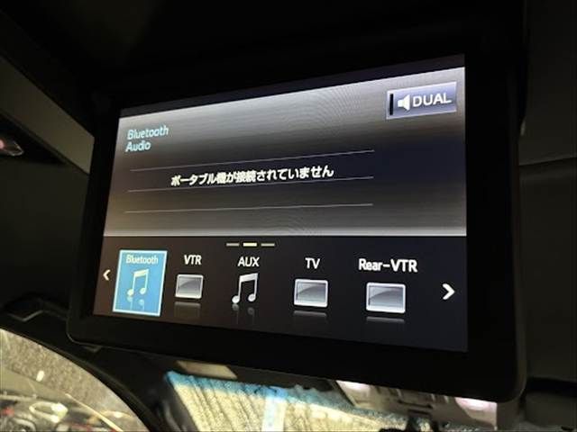 TOYOTA VELLFIRE 2017 Image 31