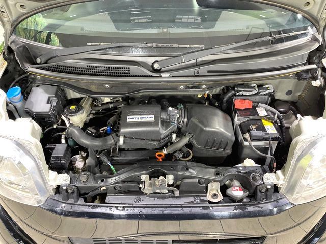 HONDA N BOX 2017 Image 31