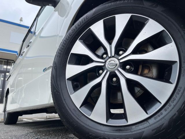 NISSAN SERENA  S-HYBRID 2017 Image 31