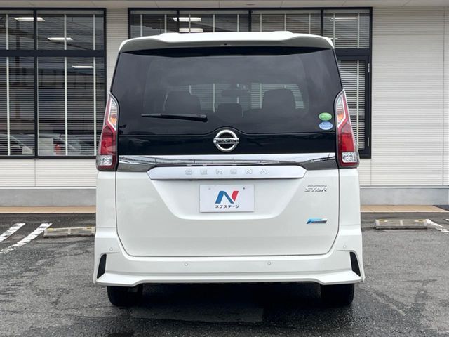 NISSAN SERENA  S-HYBRID 2017 Image 31