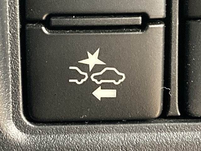 TOYOTA VOXY HYBRID 2019 Image 31