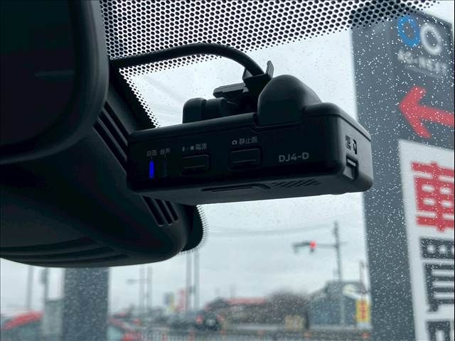 NISSAN SERENA  S-HYBRID 2018 Image 31