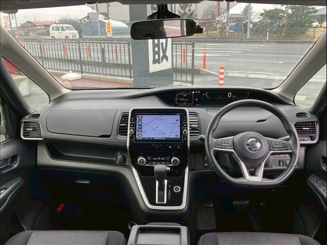 NISSAN SERENA  S-HYBRID 2018 Image 31