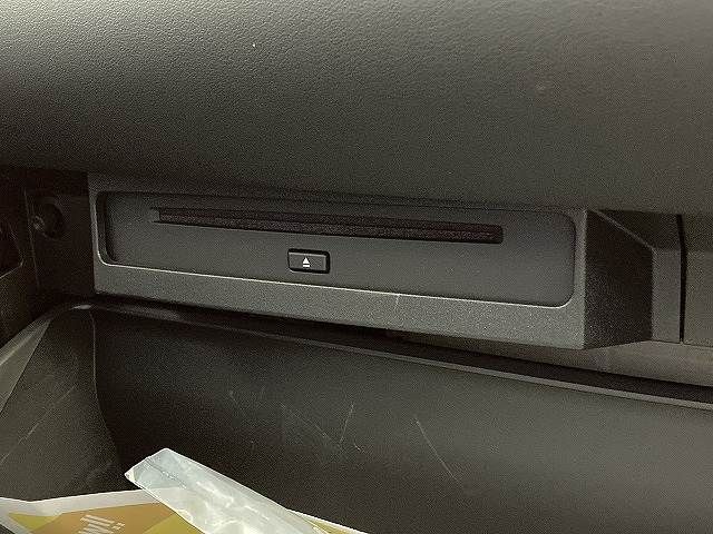 TOYOTA VOXY 2022 Image 31