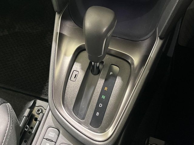 TOYOTA YARIS CROSS HYBRID 2025 Image 31