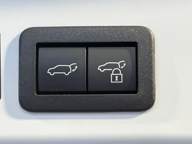 TOYOTA COROLLA CROSS HYBRID 2024 Image 31