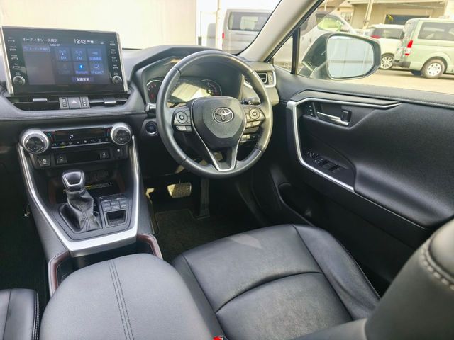 TOYOTA RAV4 4WD 2021 Image 31