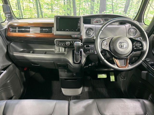 HONDA N BOX CUSTOM 2023 Image 31