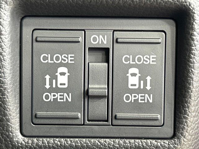 HONDA N BOX CUSTOM 2023 Image 31