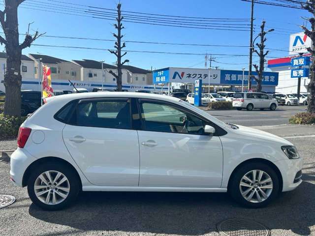 VOLKSWAGEN POLO 2016 Image 31