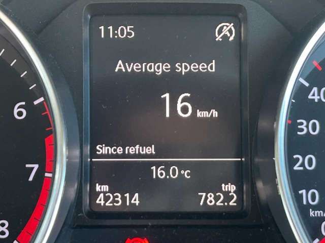 VOLKSWAGEN POLO 2016 Image 31