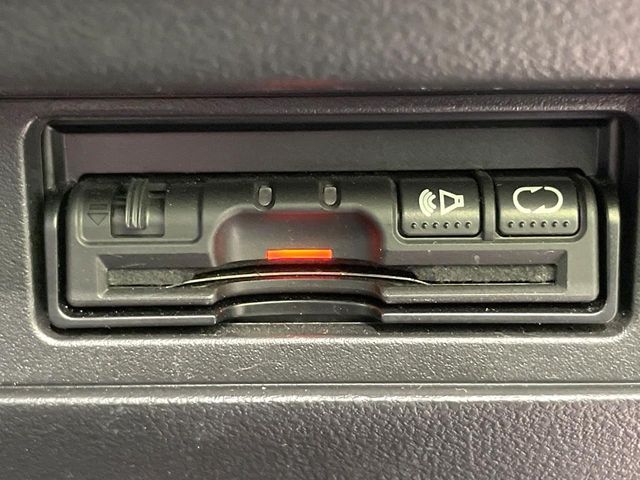 NISSAN JUKE 2015 Image 31