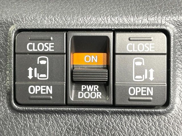 TOYOTA SIENTA HYBRID 2018 Image 31