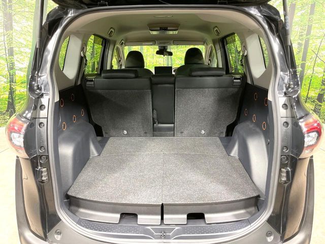 TOYOTA SIENTA HYBRID 2018 Image 31