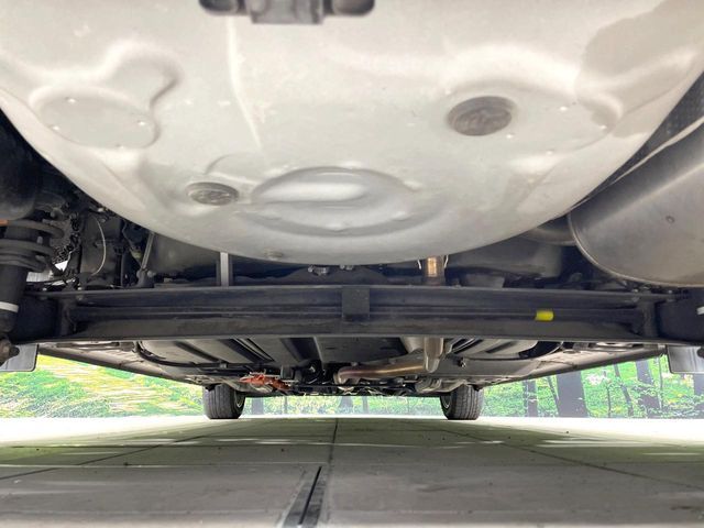 TOYOTA SIENTA HYBRID 2018 Image 31