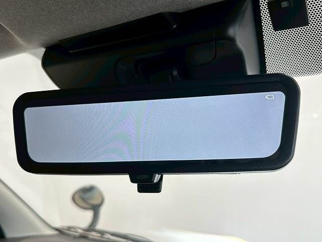 TOYOTA HIACE VAN 2WD 2025 Image 31