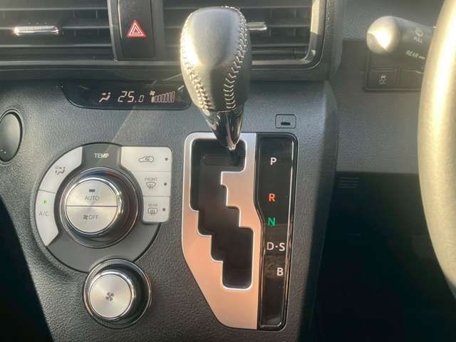 TOYOTA SIENTA 4WD 2020 Image 31