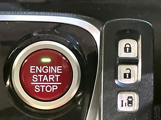 HONDA N BOX 2016 Image 31