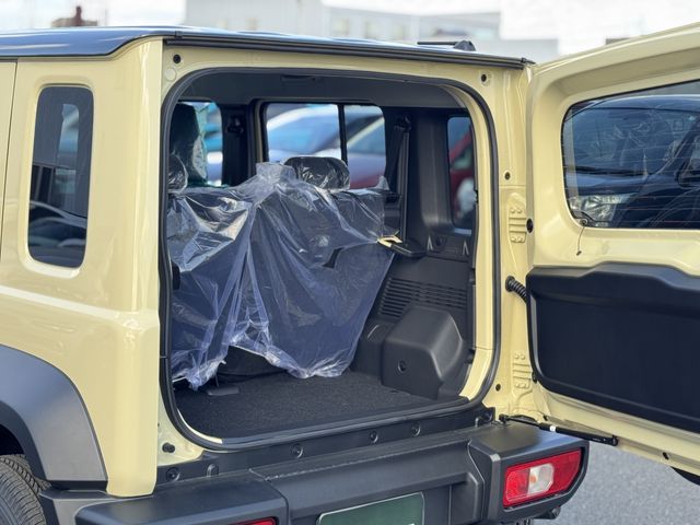 SUZUKI JIMNY NOMADE 2026 Image 31