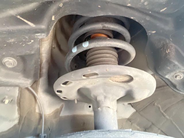 TOYOTA NOAH HYBRID 2014 Image 31