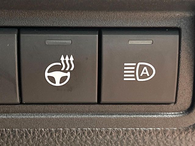 TOYOTA YARIS CROSS HYBRID 2025 Image 31