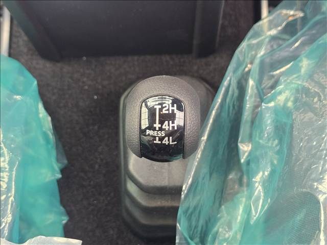 SUZUKI JIMNY NOMADE 2026 Image 31