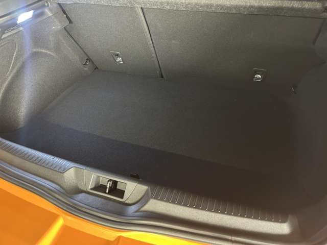 RENAULT MEGANE HATCH 2024 Image 31