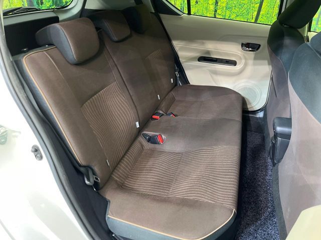 TOYOTA AQUA 2012 Image 31