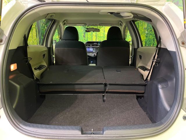 TOYOTA AQUA 2012 Image 31