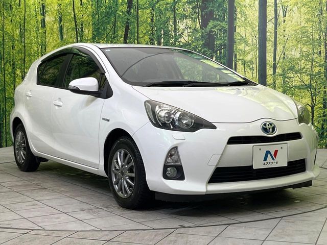 TOYOTA AQUA 2012 Image 31